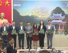 Âm nhạc Secret Garden hòa quyện cùng thiên nhiên, di sản Ninh Bình qua MV mới ra mắt