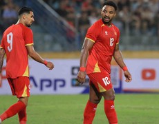 Xuân Son không ghi bàn ở trận gặp Bangladesh vì tăng cân?