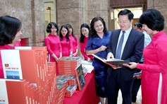 TTXVN ra mắt sách ảnh “A80: Tổ quốc trong tim”