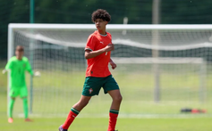 Con trai Ronaldo ra mắt U15 Bồ Đào Nha trong chiến thắng 4-1, được MU và một loạt CLB để mắt