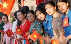 Đà Nẵng rực rỡ cờ hoa đón chào đoàn tàu chở các chiến sỹ diễu binh trở về