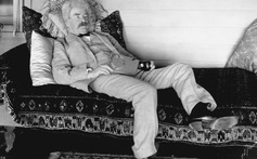 Nỗi ám ảnh kỳ lạ của Mark Twain về việc hạ bệ Shakespeare
