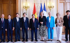 Thủ tướng Phạm Minh Chính hội kiến Chủ tịch Quốc hội Pháp Yael Braun-Pivet