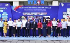 Lãnh đạo Ban Tuyên giáo và Dân vận Trung ương chúc mừng TTXVN và các Cơ quan báo chí