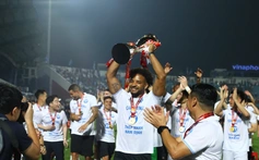 Xuân Son hân hoan trong ngày Nam Định ăn mừng chức vô địch V-League, bày tỏ dòng trạng thái đặc biệt