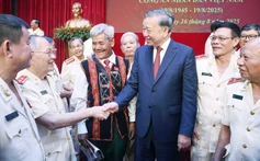 Tổng Bí thư gặp mặt cán bộ Công an cấp cao nghỉ hưu