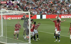 TRANH CÃI: MU đã phải nhận bàn thua oan ức trước Arsenal?