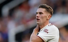 'Sát thủ' Viktor Gyokeres đã chơi thế nào trong ngày ra mắt Arsenal ở Ngoại hạng Anh?