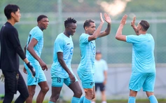 V-League 2025/26: 'Nóng' từ khi chưa bắt đầu 