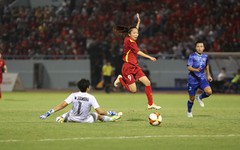 VIDEO: Xem Huỳnh Như ghi bàn thắng 'vàng' vào lưới tuyển nữ Thái Lan