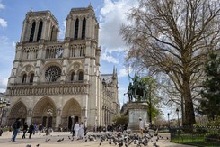 Nhà thờ Đức Bà Paris - một biểu tượng không thể thay thế của Pháp