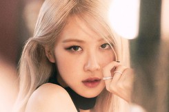 Fan giải thích tin đồn vô lý Rosé Blackpink sử dụng ma túy