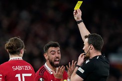 Tin bóng đá MU 14/4: Bruno Fernandes bị treo giò, MU phản đối trọng tài