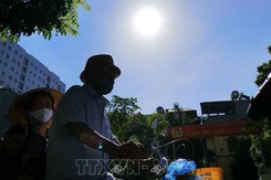 Hầu hết các khu vực có chỉ số tia cực tím gây hại rất cao