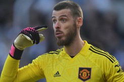 Tin nóng bóng đá tối 18/4: De Gea từ chối gia hạn, MU chọn xong người thay thế