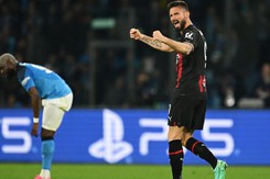 Đàn em của Ronaldo độc diễn, Milan chấm dứt giấc mơ C1 của Napoli trong trận cầu có 2 quả 11m hỏng
