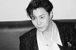 Hàm ý sâu xa từ bức ảnh cuối cùng Moonbin Astro đăng trên mạng khiến fan càng thêm đau buồn