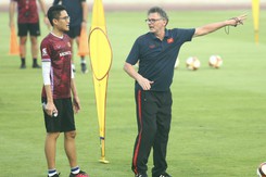Hậu vệ U22 Việt Nam tiết lộ cách huấn luyện mới của HLV Troussier, giải bài toán trước SEA Games 32