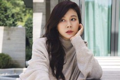Kim Ha Neul tái xuất màn ảnh nhỏ với dòng phim trinh thám