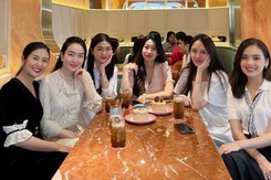 Đỗ Mỹ Linh hội ngộ với dàn hoa hậu VN, không son phấn nhiều nhưng vẫn nổi bần nhất hội