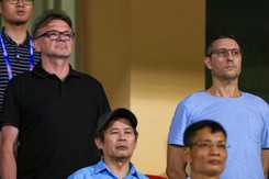 HLV Troussier chứng kiến dàn sao HAGL tỏa sáng, tìm ra đáp án trước thềm SEA Games 32?