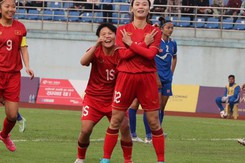 Hải Yến lập cú đúp chớp nhoáng, nữ Việt Nam thắng dễ Nepal, thẳng tiến vào vòng loại 2 Olympic Paris 2024