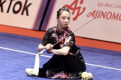 Hot girl wushu Dương Thúy Vi đón sinh nhật bằng HCV SEA Games