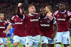 Tin nóng bóng đá sáng 12/5: Arsenal tổn thất cực nặng ở hàng thủ, Liverpool chiêu mộ sao Newcastle