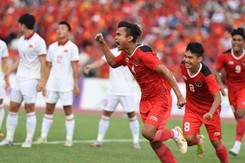 Khi hàng thủ mơ ngủ và may mắn không còn ở bên U22 Việt Nam