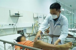 Thành phố Hồ Chí Minh: Ba trẻ ngộ độc Botulinum sau khi ăn giò lụa