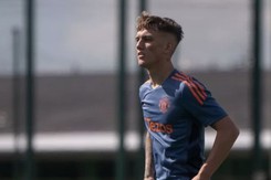 Tin nóng bóng đá tối 17/5: Cầu thủ trẻ xuất sắc nhất MU rời Old Trafford