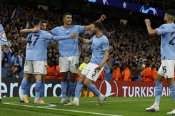 Man City vô địch Ngoại hạng Anh, sẵn sàng cho cú “ăn 3” thần thánh