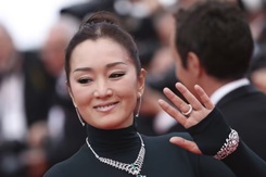 Củng Lợi tại LHP Cannes: Giải Oscar của Dương Tử Quỳnh khuyến khích các diễn viên châu Á