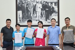 Thanh Nhã cùng đồng đội đi học Đại học, quyết tâm tương lai sẽ trở thành cử nhân thể thao