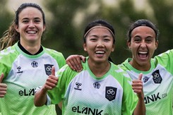 Lank FC thảo sẵn ‘siêu hợp đồng’, Huỳnh Như sẽ viết tiếp chuyện cổ tích ở trời Âu
