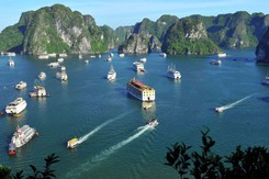 Tỉnh Quảng Ninh khẳng định: Không có khách sạn hạng sang trên Vịnh Hạ Long