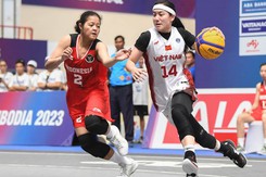 Chị em họ Trương tỏa sáng, ĐT bóng rổ nữ Việt Nam ngược dòng ngoạn mục, vào CK SEA Games 32