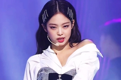 YG bác bỏ tin đồn Jennie gia nhập vũ trụ điện ảnh Marvel
