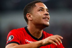 Barcelona mua thần đồng Brazil với điều khoản giải phóng hợp đồng 1 tỷ EURO, sẵn sàng thay thế Lewandowski
