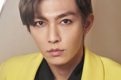 Dính bê bối cưỡng bức trẻ vị thành niên, bạn trai cũ của Viêm Á Luân kể tất tần tật chuyện cũ