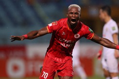 CAHN không có đối thủ ở kỳ chuyển nhượng giữa mùa V-League