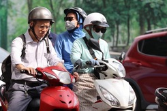 Thời tiết 30/6: Bắc Bộ, Trung Bộ nắng nóng gay gắt, có nơi trên 38 độ C