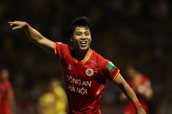 Văn Thanh tạt bóng cực đỉnh, ghi bàn nhạy bén, HLV Troussier không thể hài lòng hơn