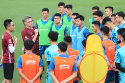 HLV Troussier tổng hòa tinh hoa đội tuyển Việt Nam