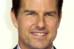 Tom Cruise: Vinh quang không che lấp được những năm khốn khó