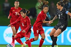 ĐT nữ Việt Nam đã phòng ngự hay trước chủ nhà World Cup, ‘Kante’ Dương Thị Vân và Kim Thanh rực sáng