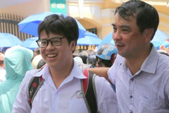 Danh sách 28 trường THPT công lập ở Hà Nội hạ điểm chuẩn