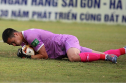 CAHN đứt mạch bất bại ở V-League nhưng thủ môn Việt Kiều Filip Nguyễn ra mắt không tệ