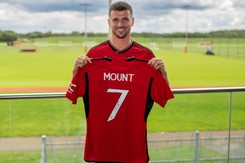 Mason Mount mặc chiếc áo số 7 ở Man United, trên con đường trở thành biểu tượng mới 