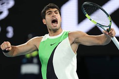 Tin nóng thể thao sáng 3/2: Alcaraz ra quyết định quan trọng ngay sau khi vô địch Australian Open 2026